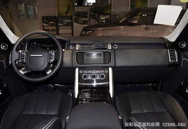 2016款路虎攬勝行政版報價 3.0T現(xiàn)車讓利呈現(xiàn)