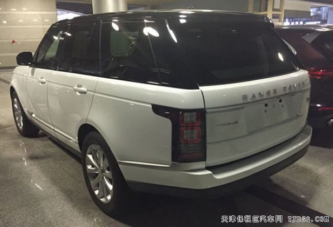 16款路虎攬勝3.0T行政版 天津港現(xiàn)車(chē)熱賣(mài)優(yōu)惠季