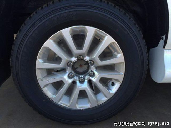2016款豐田普拉多2700中東版 6速/天窗/冰箱現(xiàn)車40.8萬