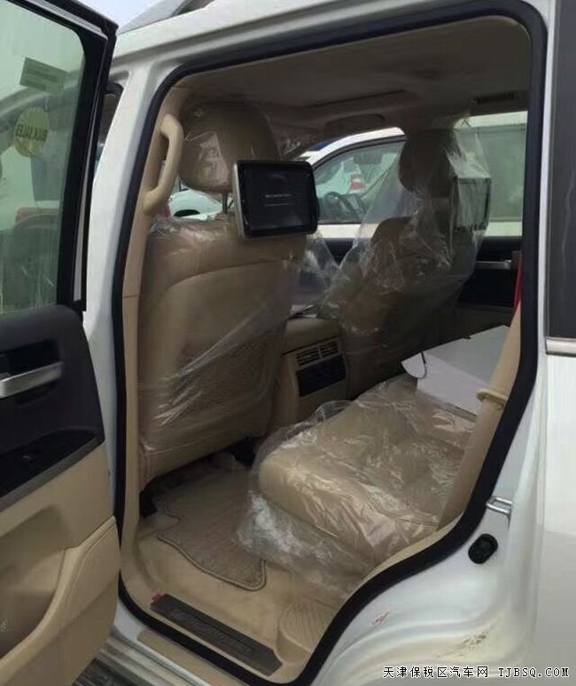 2016款豐田酷路澤5700中東版 12氣囊/KDSS現(xiàn)車110萬起