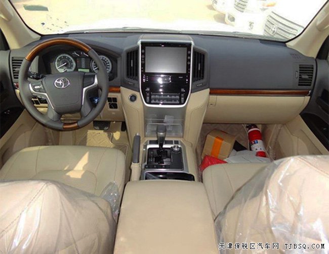 2016款豐田蘭德酷路澤4600 中東越野現(xiàn)車酬賓