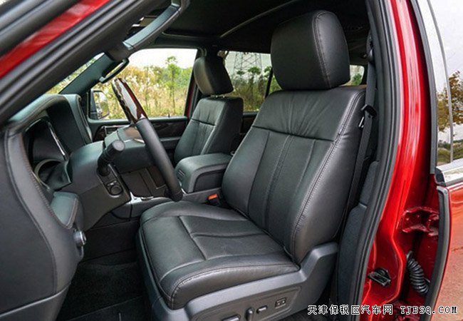 2016款林肯領(lǐng)航員3.5T 全尺寸越野現(xiàn)車震撼讓利