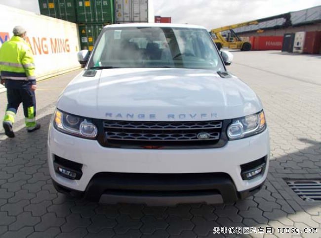 2016款路虎攬勝運動版3.0T 攬運現(xiàn)車震撼讓利