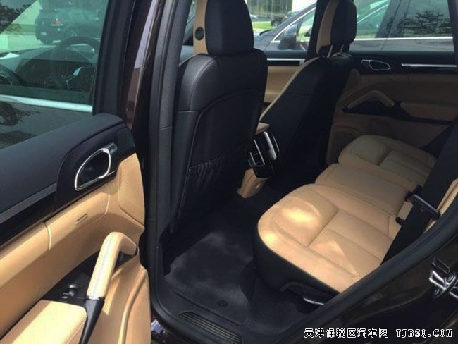 16款保時(shí)捷卡宴汽油版3.6L 平行進(jìn)口車現(xiàn)車優(yōu)惠折扣