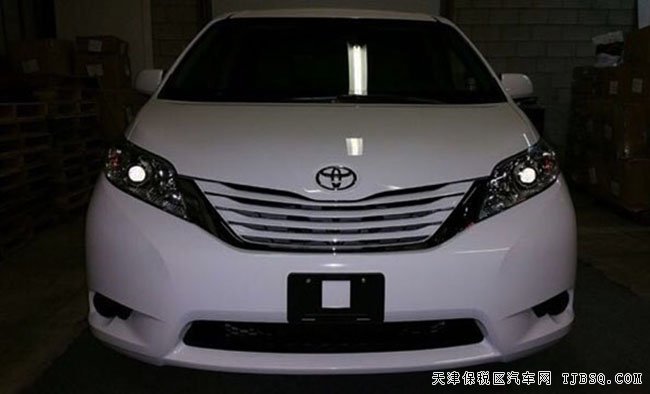 2016款豐田塞納3.5L商務(wù)車 豪華MPV現(xiàn)車享折扣