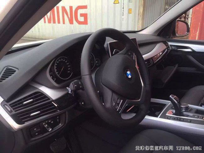 2017款寶馬X5墨西哥版 液晶儀表/全景/19輪現(xiàn)車74.5萬