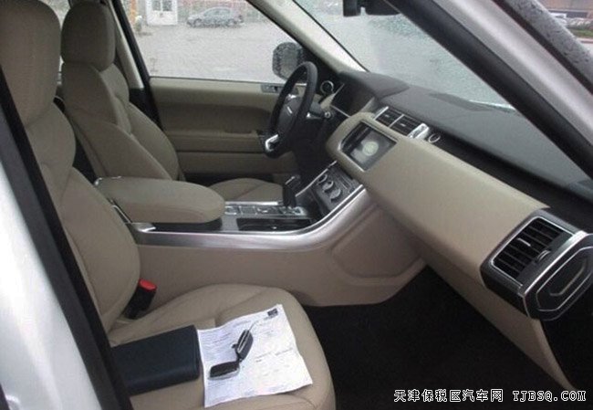 2016款路虎攬勝運動版 3.0T柴油現(xiàn)車絢麗來襲