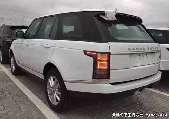 2016款路虎攬勝行政版3.0T 天津港現(xiàn)車絢麗來襲