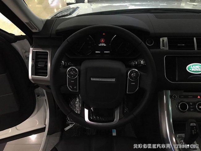 2016款路虎攬勝運(yùn)動版3.0T 平行進(jìn)口現(xiàn)車享折扣