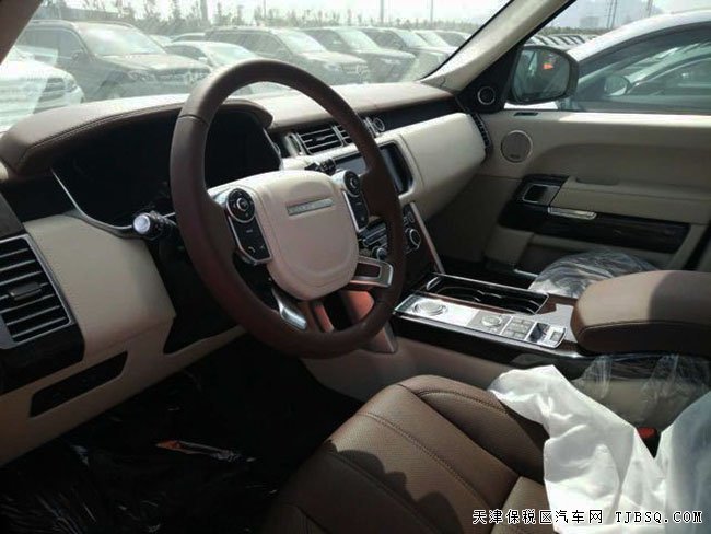 2016款路虎攬勝3.0T柴油創(chuàng)世版 21輪/四座現(xiàn)車139萬(wàn)起