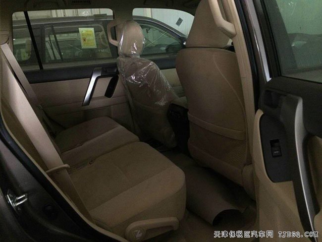 16款豐田霸道2700中東版 經(jīng)典SUV現(xiàn)車熱賣37萬盛惠來襲
