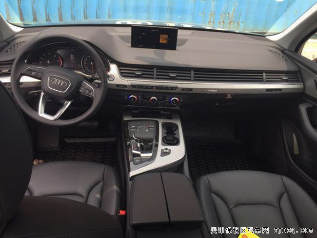 2017款奧迪Q7加拿大版七座 全景/三區(qū)空調現(xiàn)車70萬樂享