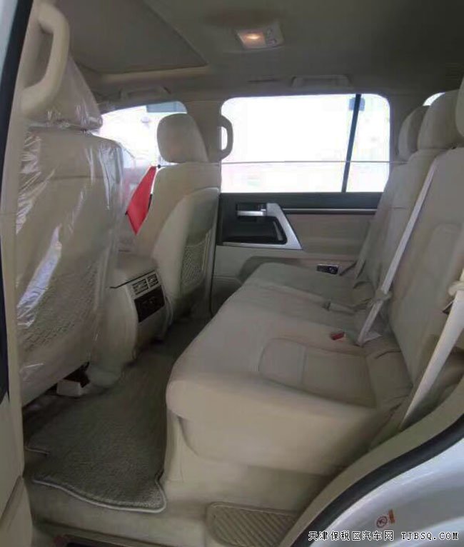 16款豐田酷路澤5700中東版 KDSS/12氣囊現(xiàn)車105萬優(yōu)購
