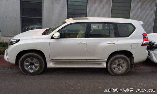2016款豐田普拉多2700 平行進(jìn)口現(xiàn)車讓利樂享