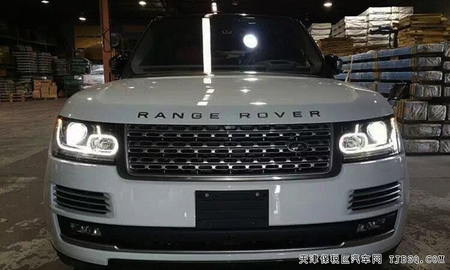 2016款路虎攬勝行政版3.0T 天津港現(xiàn)車優(yōu)惠盡享