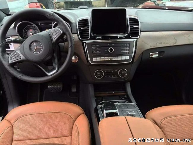 2017款奔馳GLS450加規(guī)版 七座SUV現(xiàn)車絢麗來襲