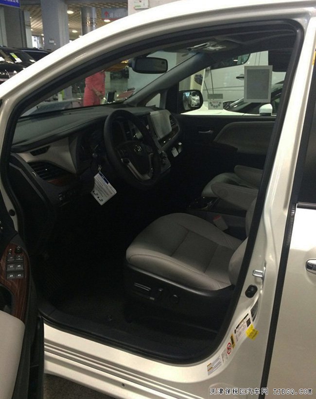 2016款豐田塞納3.5L豪華商務(wù)車 平行進(jìn)口勁惠