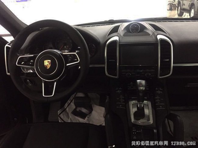 2016款保時捷卡宴3.6L汽油版 滑動全景/18S輪現(xiàn)車92萬