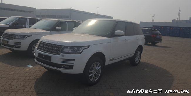 2016款路虎攬勝3.0T行政柴油版 天津港現(xiàn)車特惠