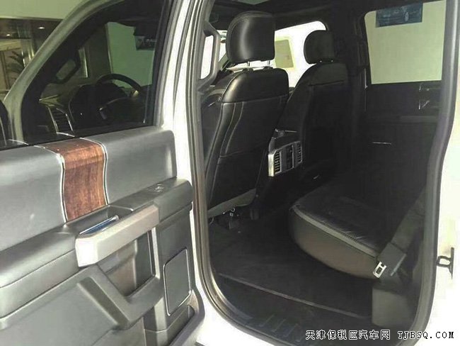 2016款福特F150加規(guī)版皮卡3.5T 全景/302A包現(xiàn)車46.5萬