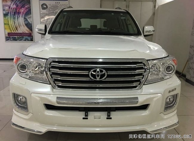 2015款豐田酷路澤4600中東版 8座/雙差速鎖現(xiàn)車81.8萬購