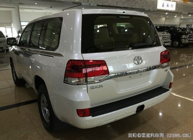 2016款豐田酷路澤4000 中東版現(xiàn)車熱賣絢麗來襲