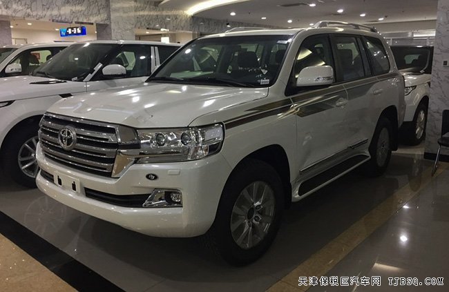 2016款豐田酷路澤中東版 底掛天窗版現(xiàn)車65萬優(yōu)惠尊享