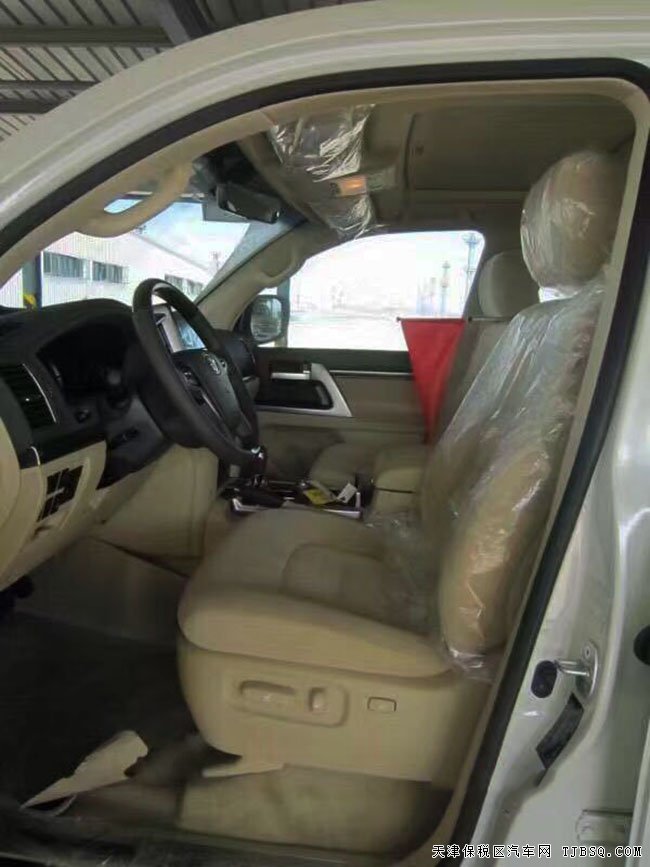 2016款豐田蘭德酷路澤5700 平行進口現(xiàn)車優(yōu)惠購