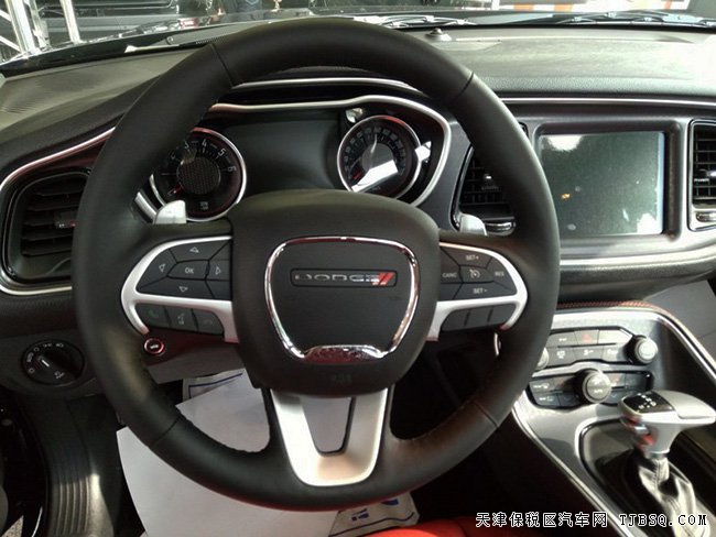 2016款道奇挑戰(zhàn)者3.6L肌肉跑車 港口現(xiàn)車優(yōu)惠報(bào)價(jià)