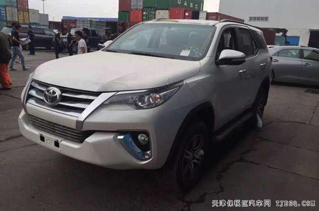 2016款豐田穿越者2.7L中東版七座 6速/底掛備胎現(xiàn)車32萬(wàn)