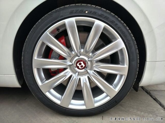 2017ewY4.0T V8I܇ WҎ(gu)A{ػ
