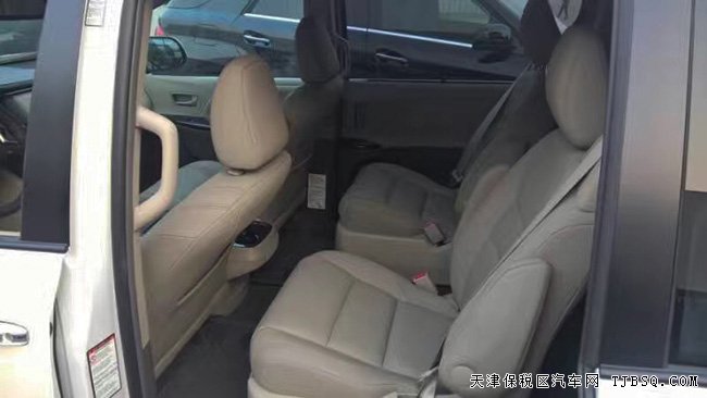 2017款豐田塞納3.5L商務(wù)車報(bào)價(jià) 經(jīng)典MPV現(xiàn)車惠購