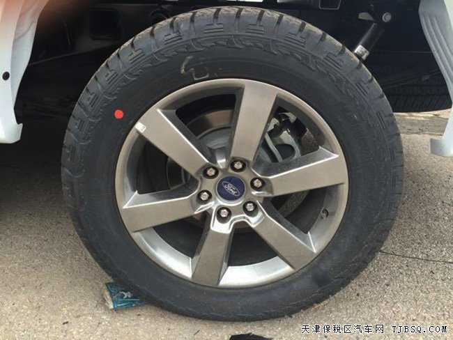 16款福特F150加規(guī)版皮卡 3.5T現(xiàn)車促銷讓利走俏