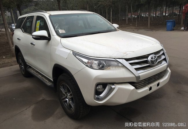 2016款豐田奔跑者2.7L中東版 6速/17輪/7座現(xiàn)車31.5萬購