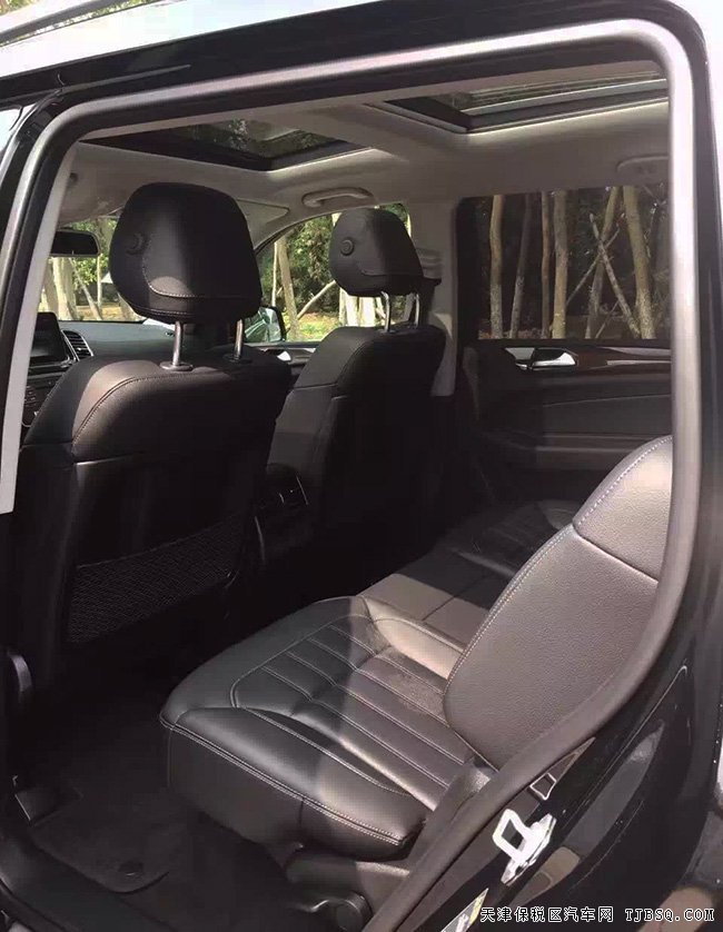 2017款奔馳GLS450美規(guī)版 小窗/P01/停車(chē)輔助包現(xiàn)車(chē)105萬(wàn)