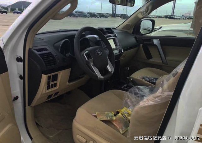 2016款豐田普拉多2700中東版 天窗/外掛備胎現(xiàn)車42.5萬