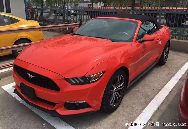 2016款福特野馬2.3T肌肉跑車 天津港現(xiàn)車震撼讓利