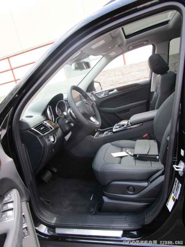 17款奔馳GLS450七座SUV 美規(guī)版9速現(xiàn)車保稅區(qū)熱賣