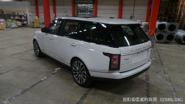 2016款路虎攬勝3.0T柴油創(chuàng)世加長版 22輪/抬顯現(xiàn)車162萬
