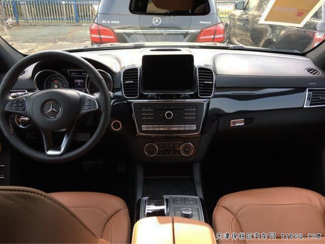 2017款奔馳GLS450加規(guī)版七座 天津港現(xiàn)車惠報價