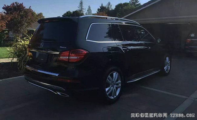 2017款奔馳GLS450美規(guī)版 P01包/停車輔助包現(xiàn)車107萬起