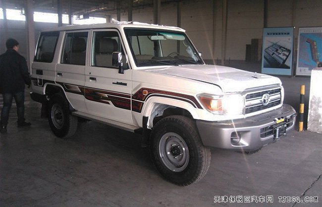 2016款豐田LC76中東版 平行進口現(xiàn)車熱賣優(yōu)惠折扣