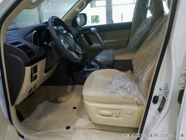 2016款豐田普拉多2700中東版 6速霸道現(xiàn)車優(yōu)惠走俏