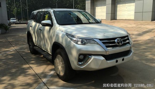 2016款豐田穿越者2.7L中東版 6速越野現(xiàn)車優(yōu)惠起航