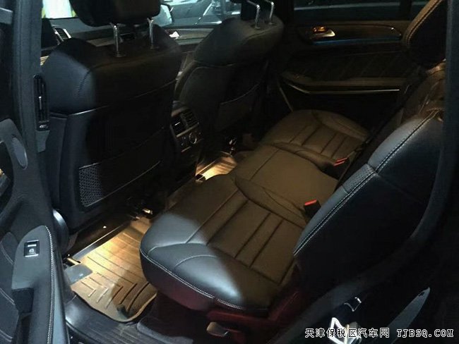 2017款奔馳GLS63AMG加規(guī)版 全尺寸七座現(xiàn)車享折扣