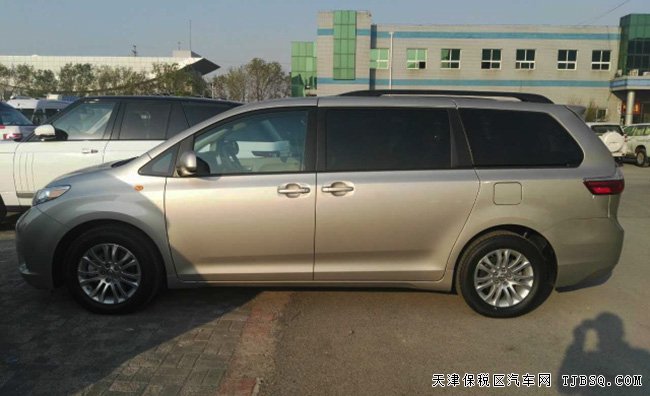 2016款豐田塞納3.5L兩驅(qū)版八座MPV 平行進(jìn)口車44.5萬(wàn)購(gòu)