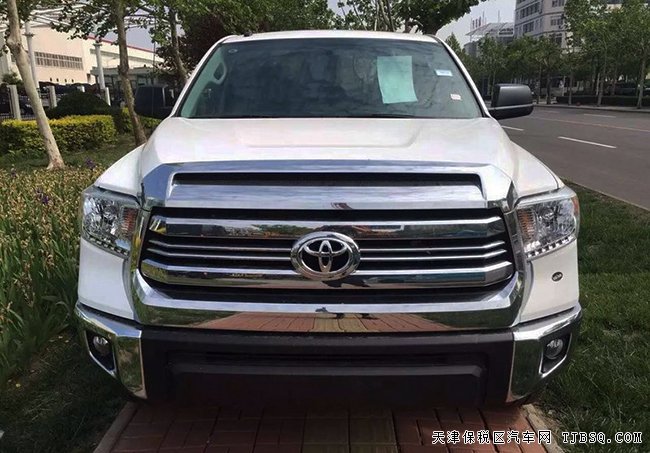 2016款豐田坦途5.7L美式皮卡 天津港現(xiàn)車震撼讓利