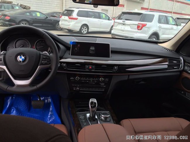 2016款寶馬X5經(jīng)典公路SUV 平行進口現(xiàn)車惠滿港口