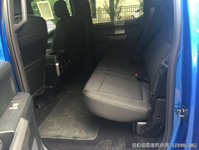 2016款福特F150加規(guī)版皮卡 3.5T大皮卡現(xiàn)車熱賣