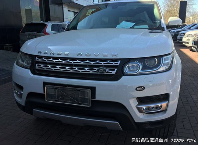2016款路虎攬勝運(yùn)動版3.0T 天津港現(xiàn)車震撼讓利